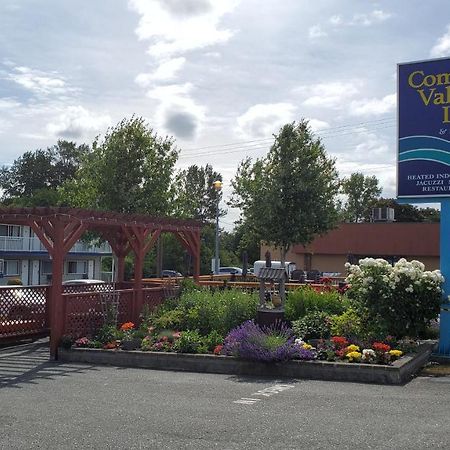 Comox Valley Inn & Suites 코트니 외부 사진