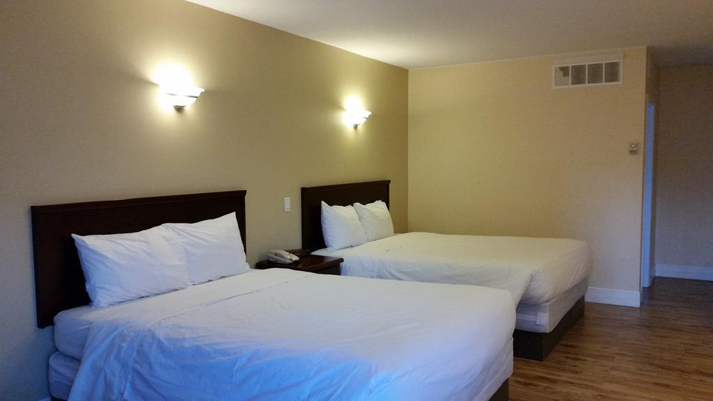 Comox Valley Inn & Suites 코트니 외부 사진