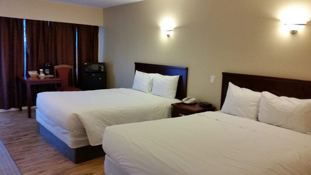 Comox Valley Inn & Suites 코트니 외부 사진